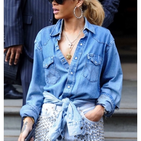 🚫SOLD🚫Ragged priest studded shorts - Picture 6 of 6